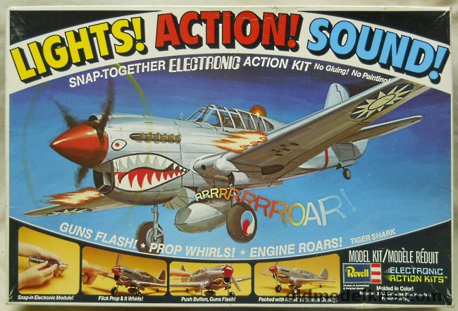 Revell 1/32 P-40 Tiger Shark Lights! Action! Sound!, 8004 plastic model kit